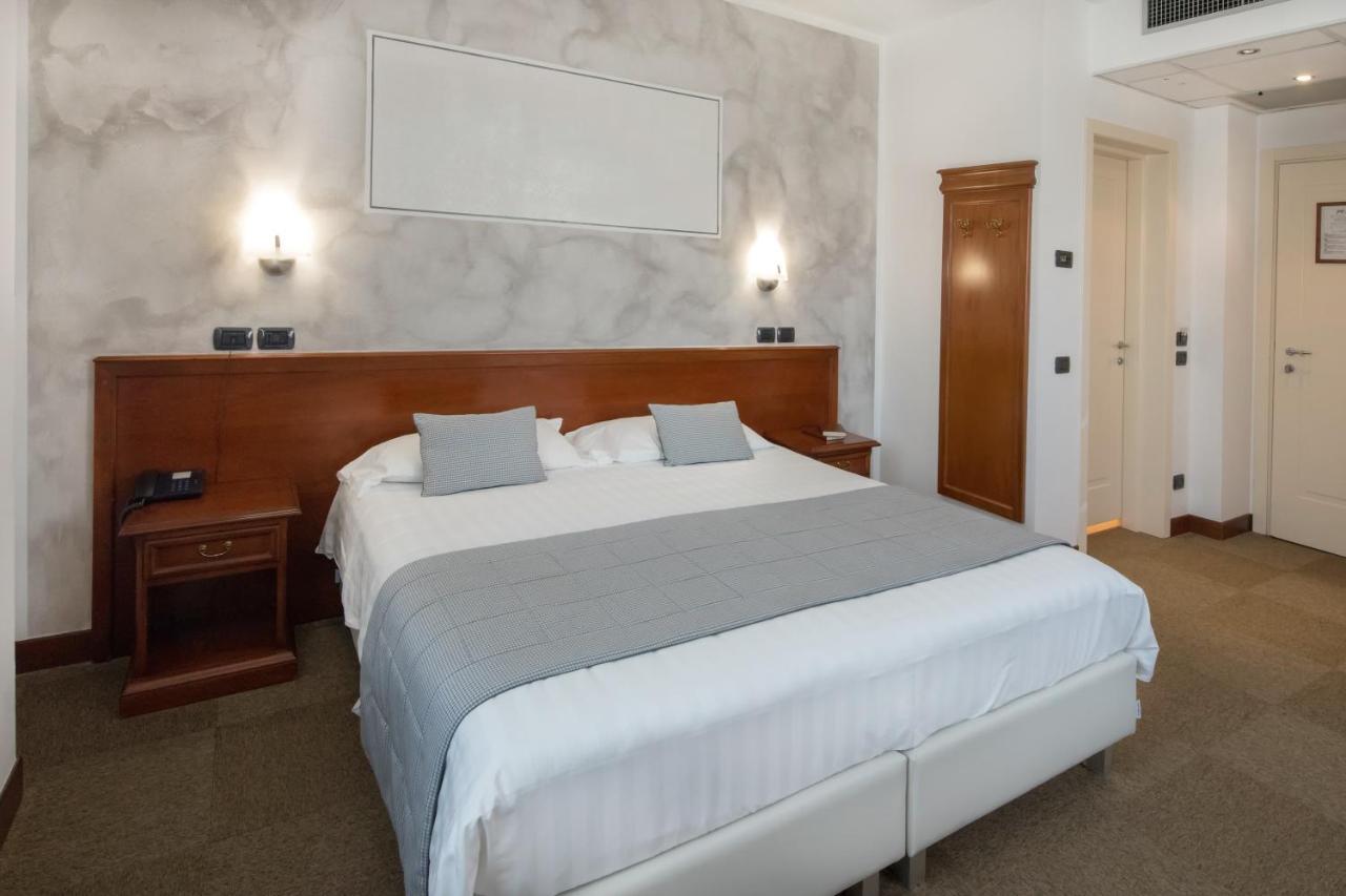 Hotel Medea (Adults Only) Альба Екстер'єр фото