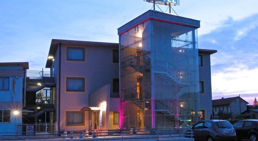 Hotel Medea (Adults Only) Альба Екстер'єр фото